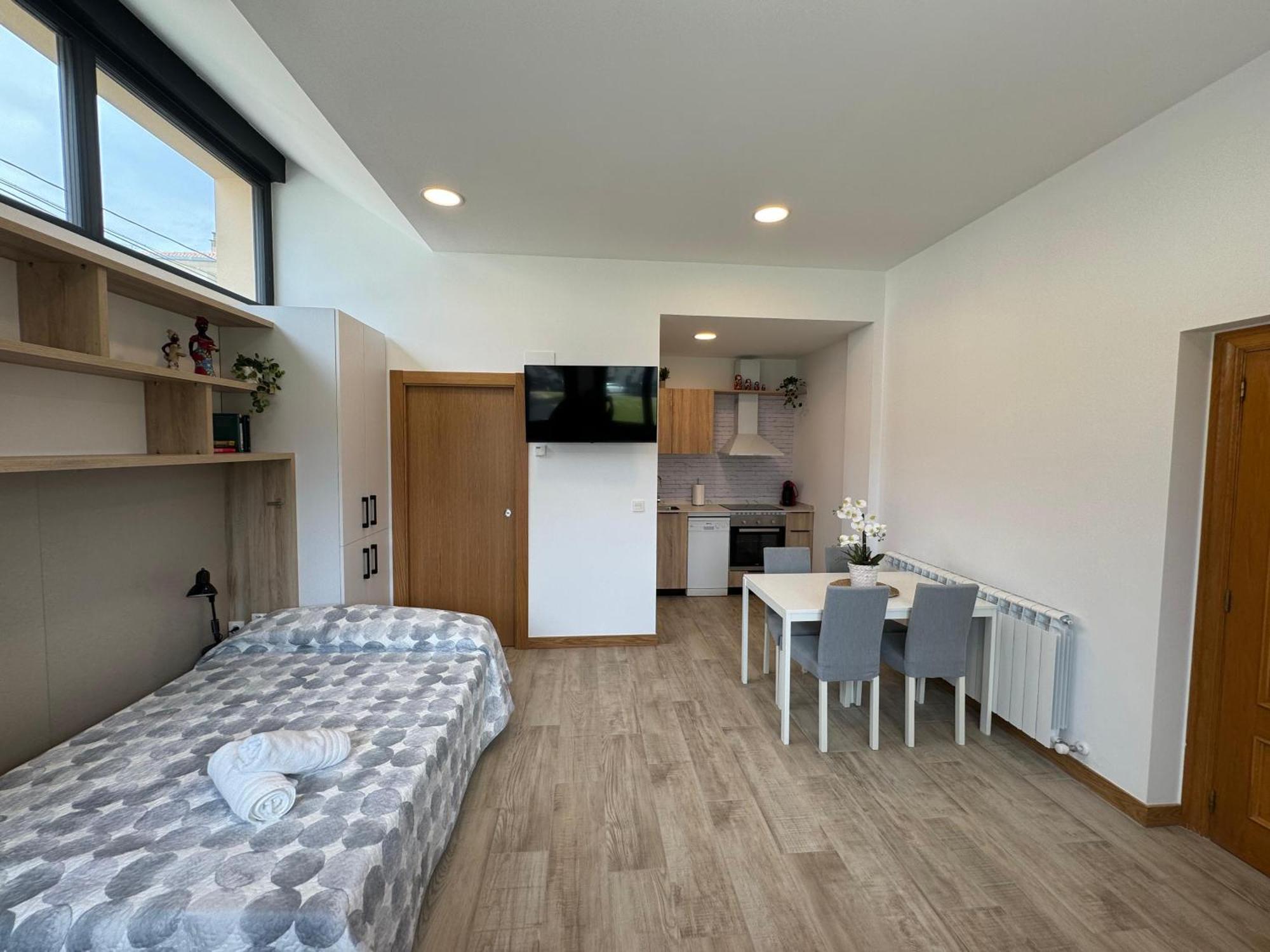 Apartamentos Montejurra アイェグイ エクステリア 写真